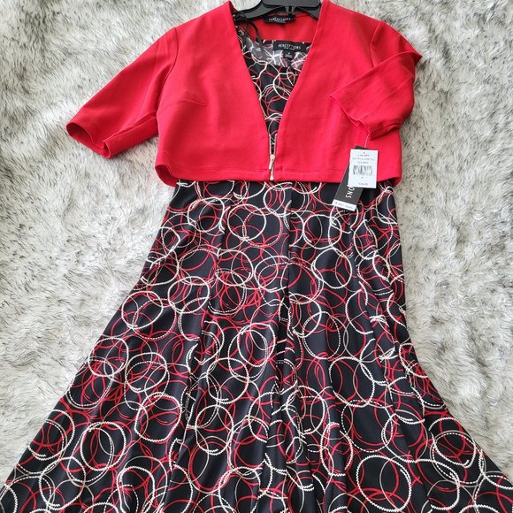 PERCEPTIONS NEW YORK, SIZE SMALL, BLACK with RED, GOLD AND WHITE PATTERN - Picture 1 of 2